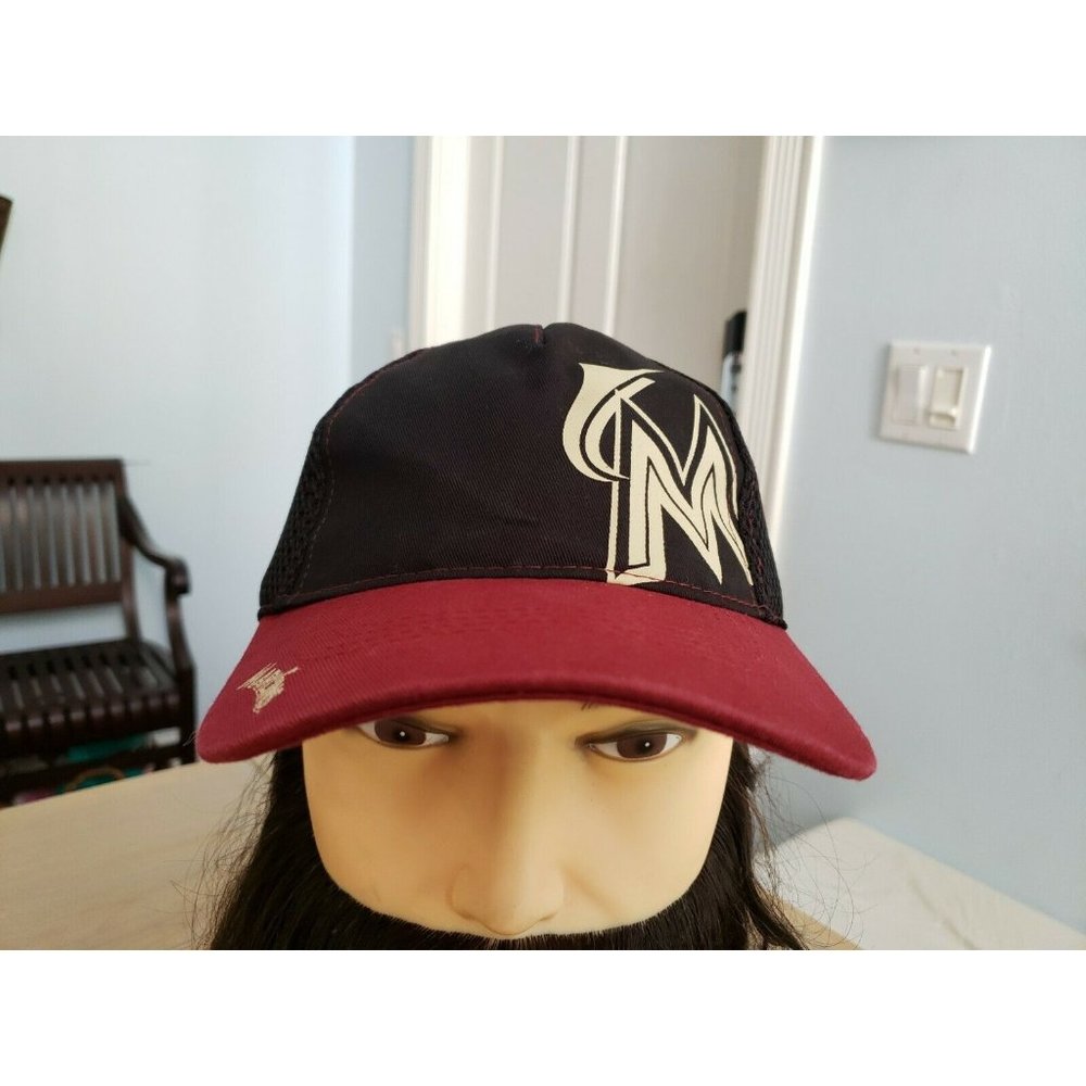 Miami Marlins MLB Trucker Adjustable Snapback Hat Mesh Cap Black Maroon CLEAN